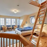Holiday home Haus Meyer-teerling -